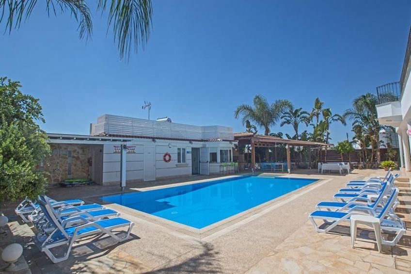 Familienvilla in Paralimni mit spektakulärer Aussicht - foto 3