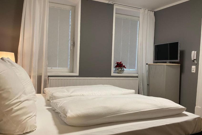 in Hameln mit Garten - foto 2