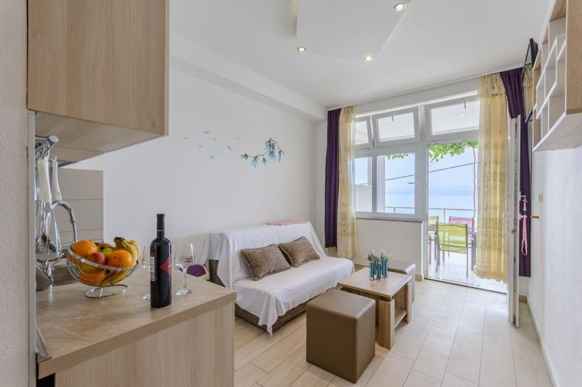 Apartments Hope (Dugi Rat) - Standard One-Bedroom Apartment with Terrace and Sea View (A3)