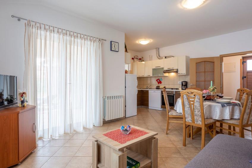 "Villa Mirela" mit Terrasse - foto 28