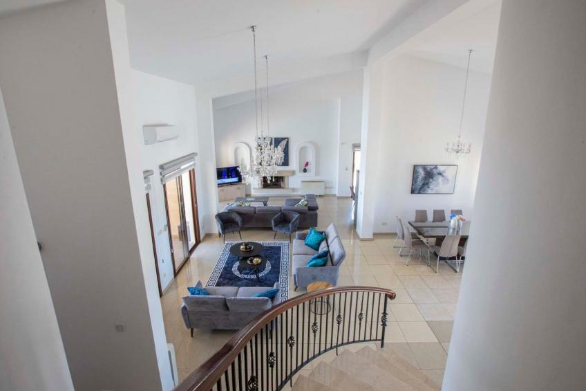 Villa mit Blick auf die Berge und Whirlpool - foto 14