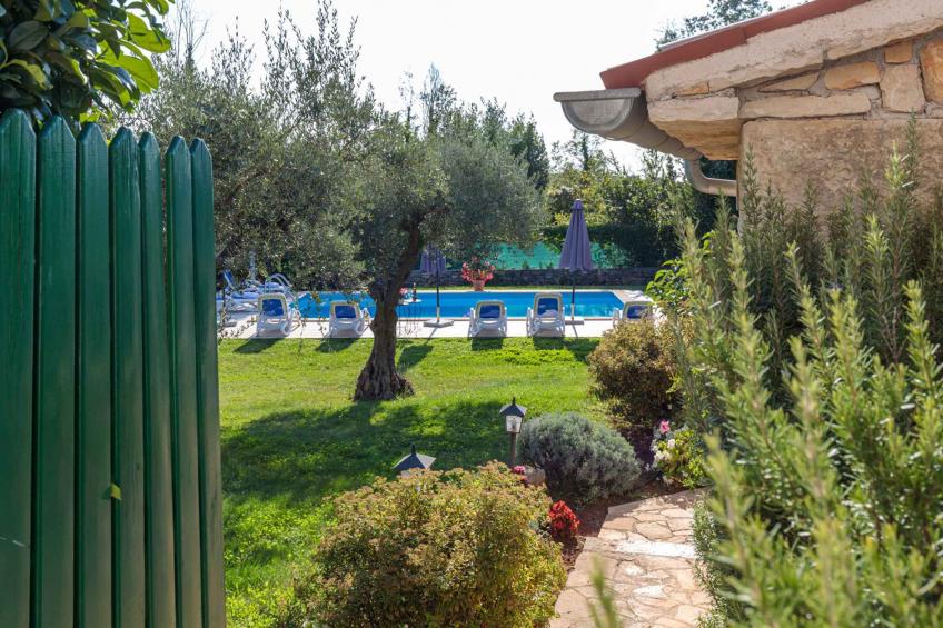 Holiday home mit privatem Pool und Garten - BF-B62P2 - foto 27