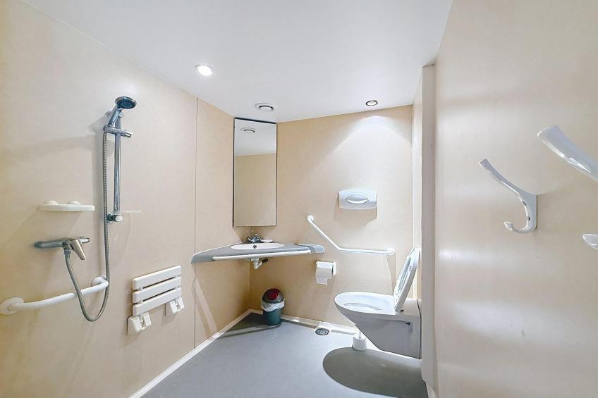 Camping Moncontour Active Park Accessible 2-Bedroom Chalet - 4 people - foto 12
