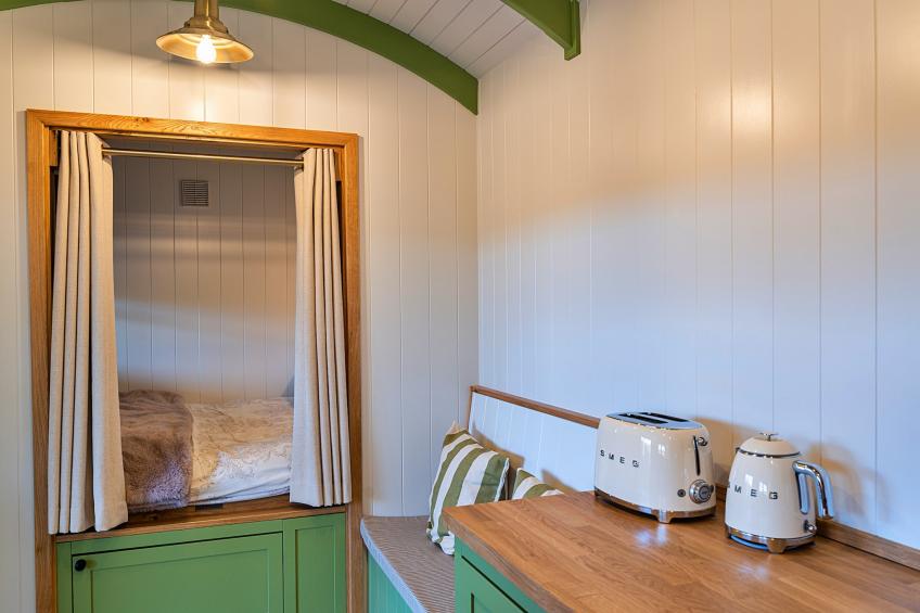 The Shepherd's Hut at Northcombe Farm - foto 6