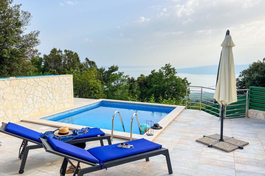 Günstiges Ferienhaus mit Pool und Meerblick - foto 21