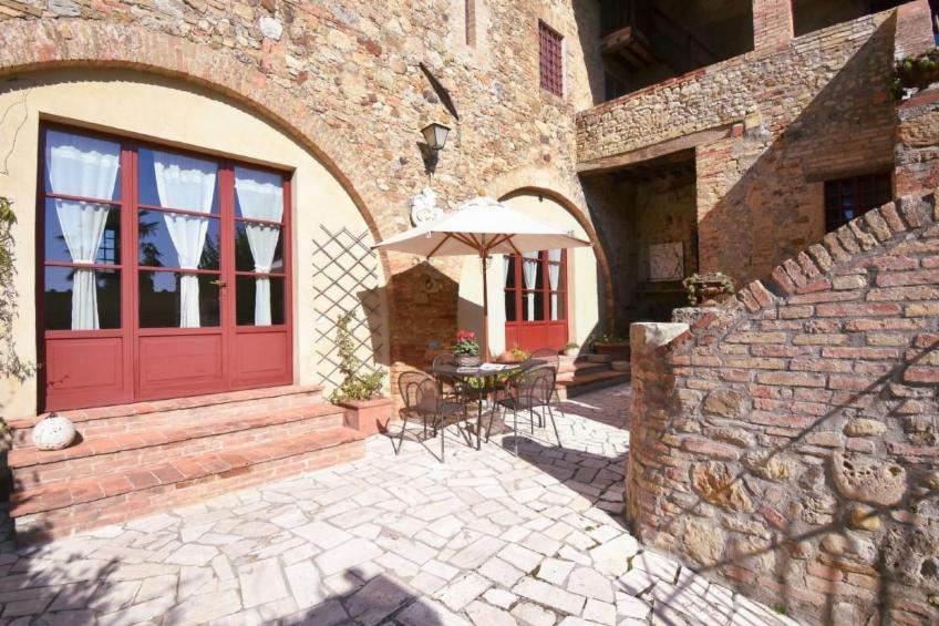 Wohnung in Bauernhaus mit großem Garten, Schwimmbad - foto 2