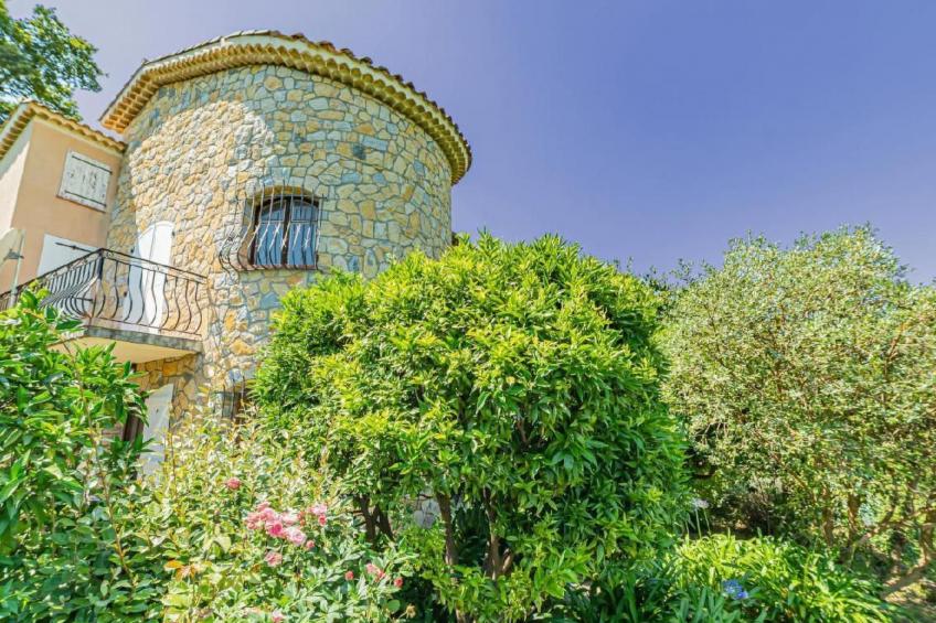 Locations-06 - Die Eugenie - foto 16