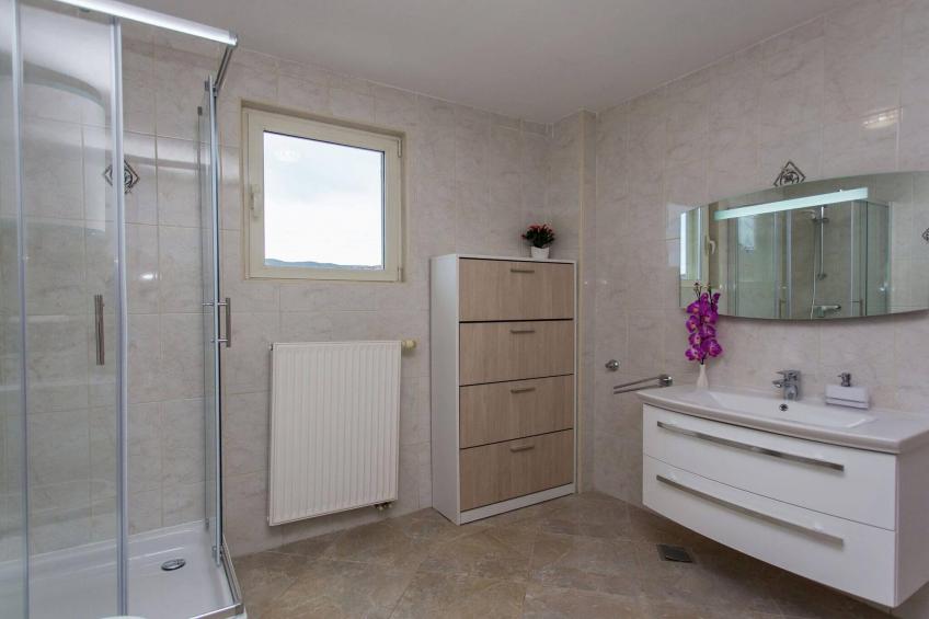 Sport & Spa Villa Neoric - foto 37