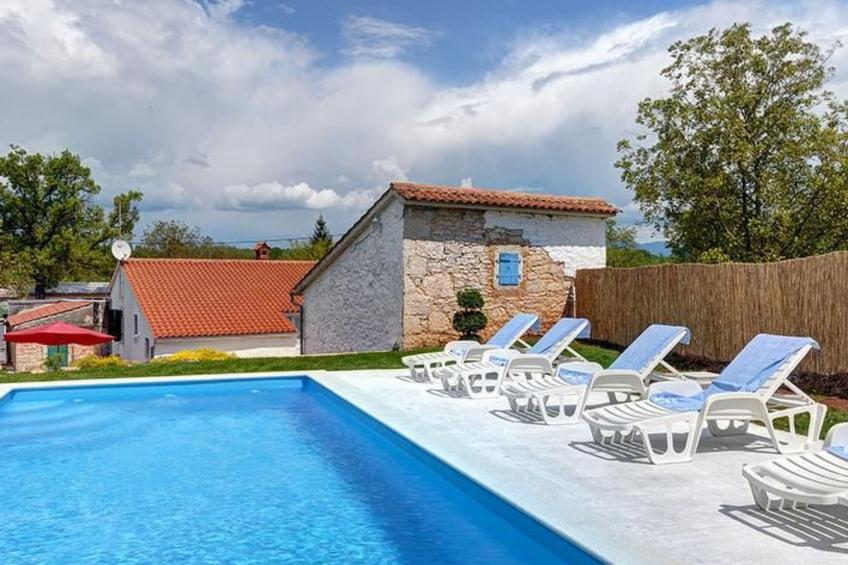 Romantische Villa mit weitläufigem Garten - foto 12