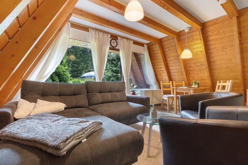 Tolles Ferienhaus mit Garten, Grill und Parkplatz - foto 18