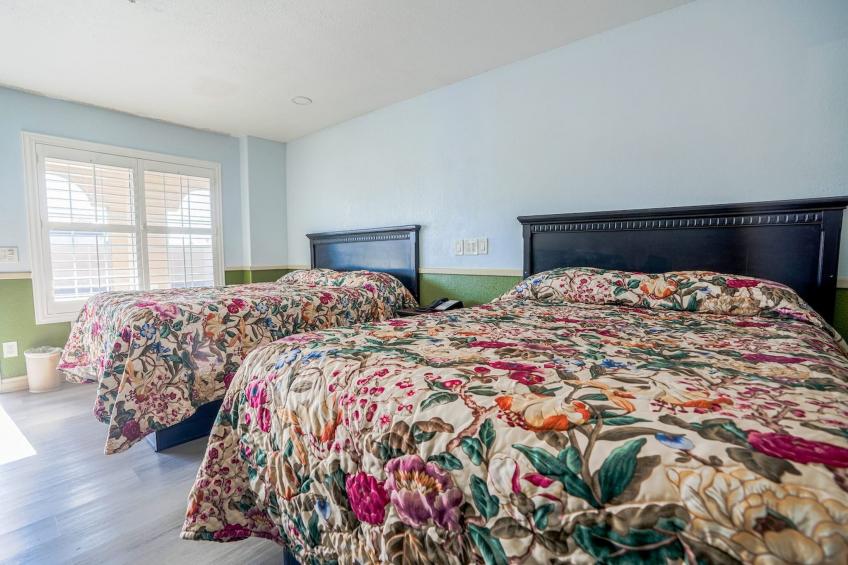2 Queen Beds Non-Smoking - foto 19