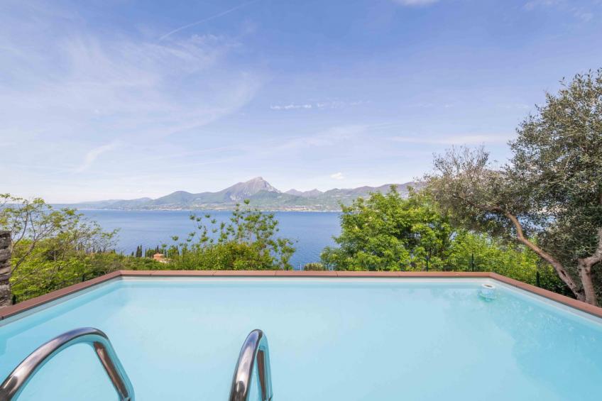 Privater Pool und herrlicher Seeblick - foto 7