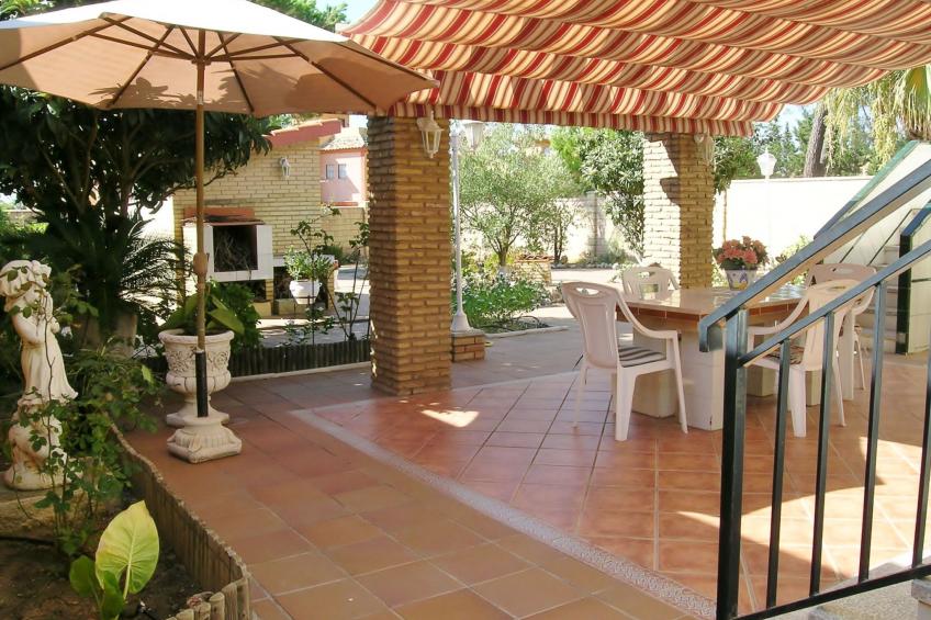 Villa "Los Arcos" mit privatem Garten und Terrasse