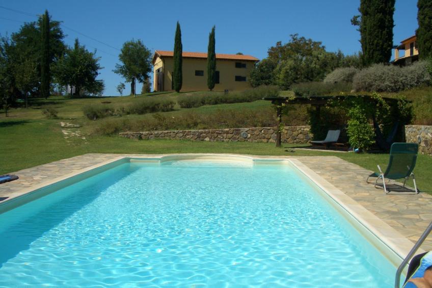 Haus in Manciano mit Terrasse, Garten und Grill