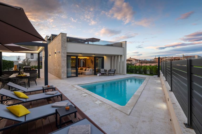 Luxuriöse Villa mit Pool und Whirlpool in Porec - foto 32