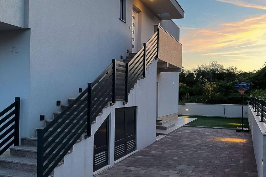 Shimmering Sea Apartment with Terrace - Four Bedroom Apartment with Terrace - foto 17