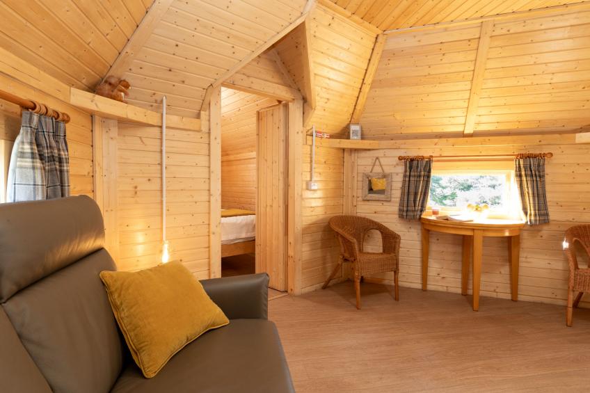 Hazel Bothy - foto 8