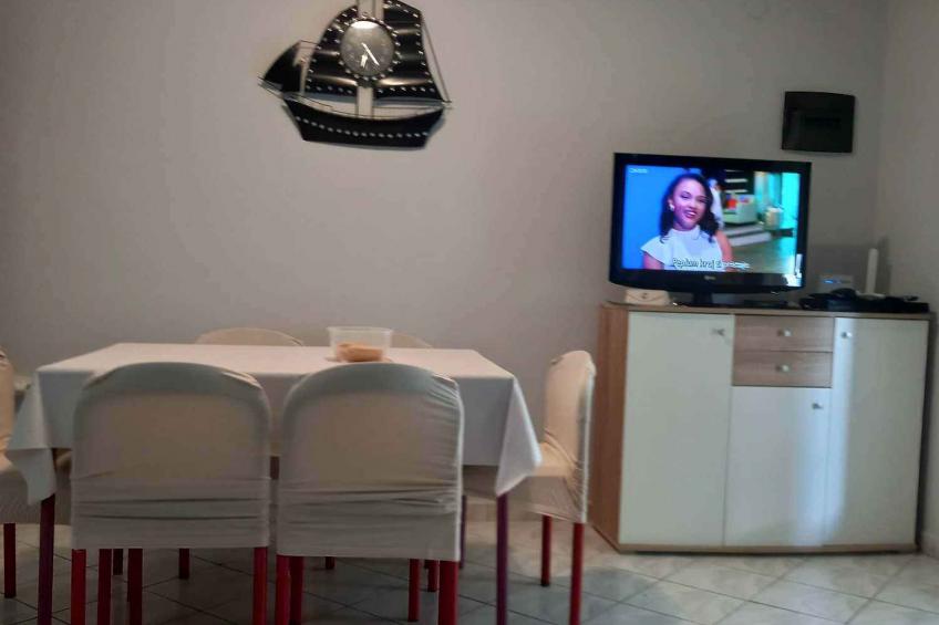 Holiday house with barbecue and air conditioning - BF-HTRK - foto 28