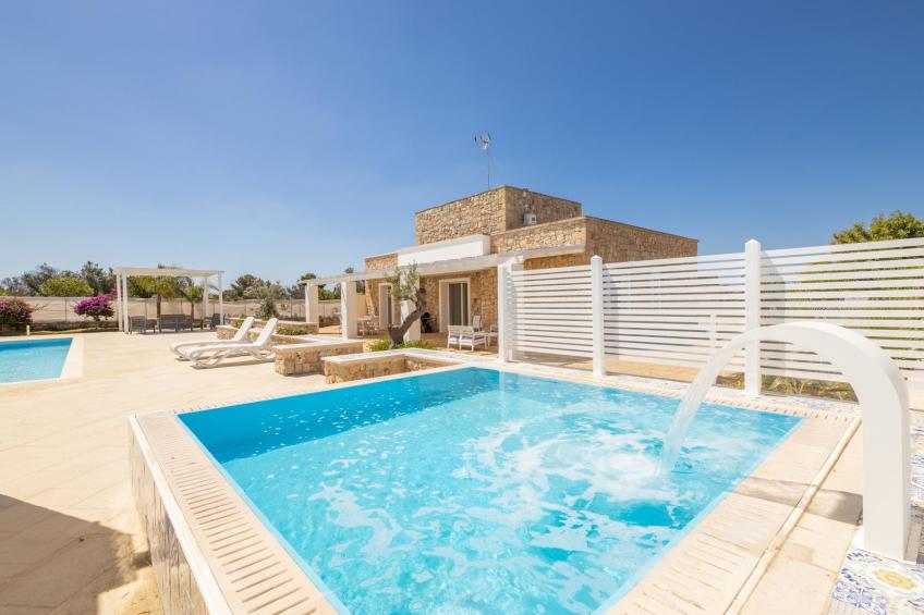 Malaspina Luxury Pool - foto 2