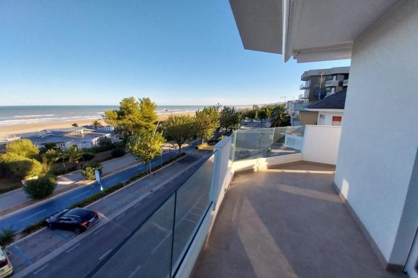 Helle und neue Ferienwohnung direkt am Strand - foto 5