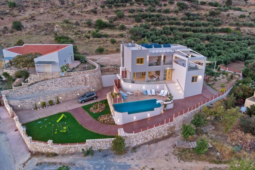 Villa Privater Pool Jacuzzi BBQ Kinderbereich - foto 23