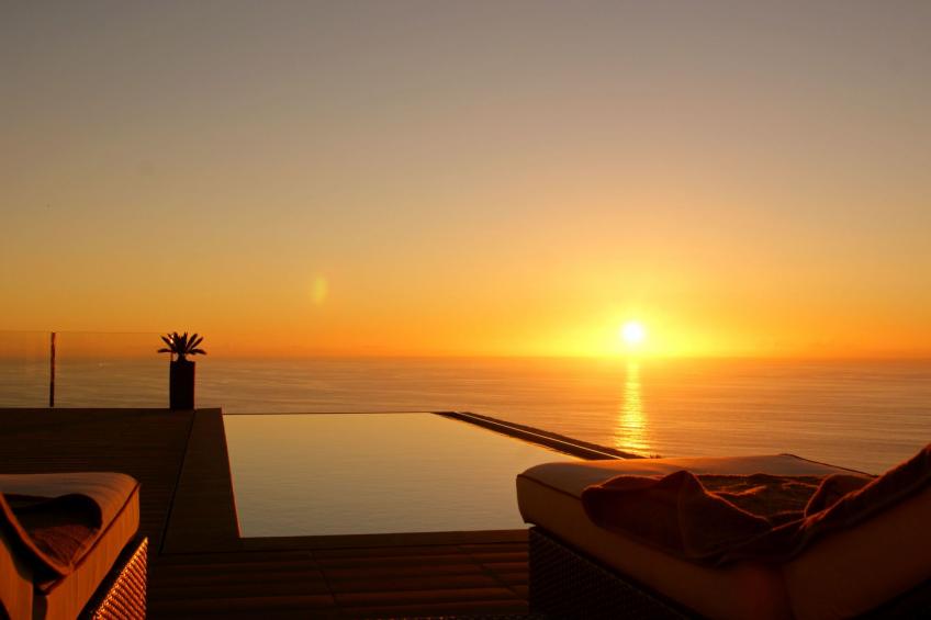 Moderne Architekten-Villa mit Infinity-Pool und Meerblick - foto 9