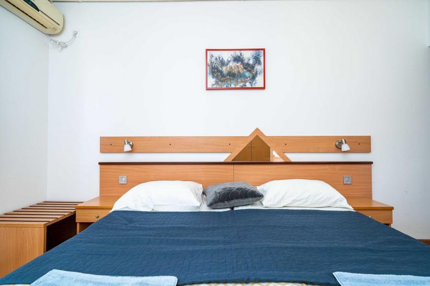 Apartments Klis -Studio Apartment with Terrace - 2 (A) - foto 10