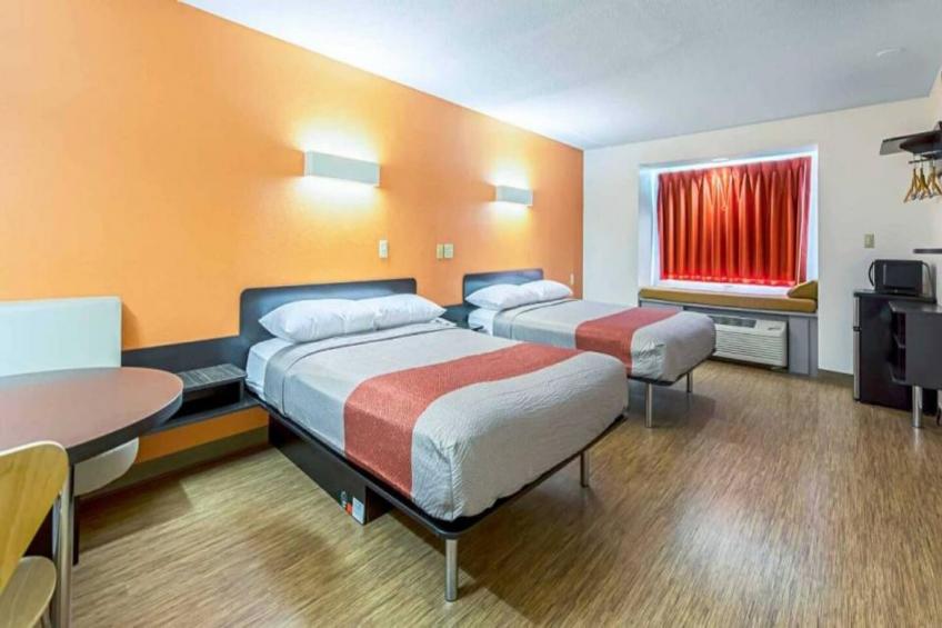 2 Queen Beds  Non-Smoking - foto 11