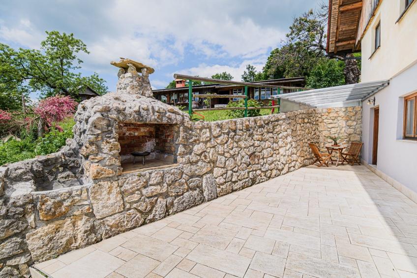 Hidden Authentic Haven Apartments - One Bedroom Apartment with Terrace - foto 18