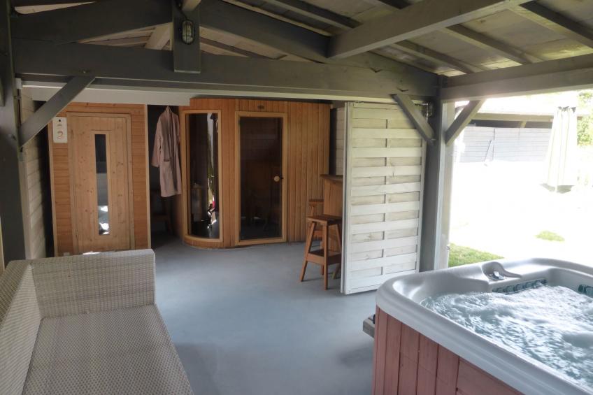 Wohnung "Les Platanes" mit Jacuzzi - foto 12