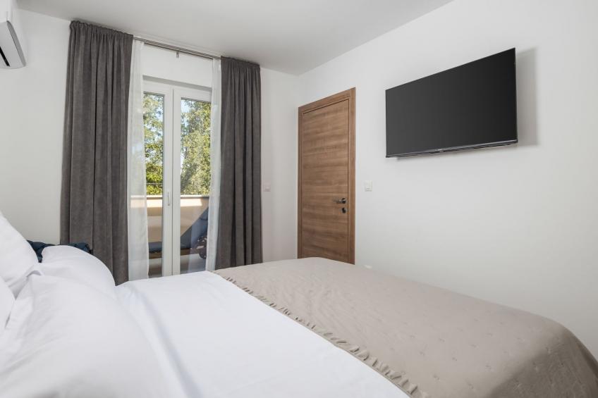 Romantische Villa mit Pool, umgeben von Natur - foto 37