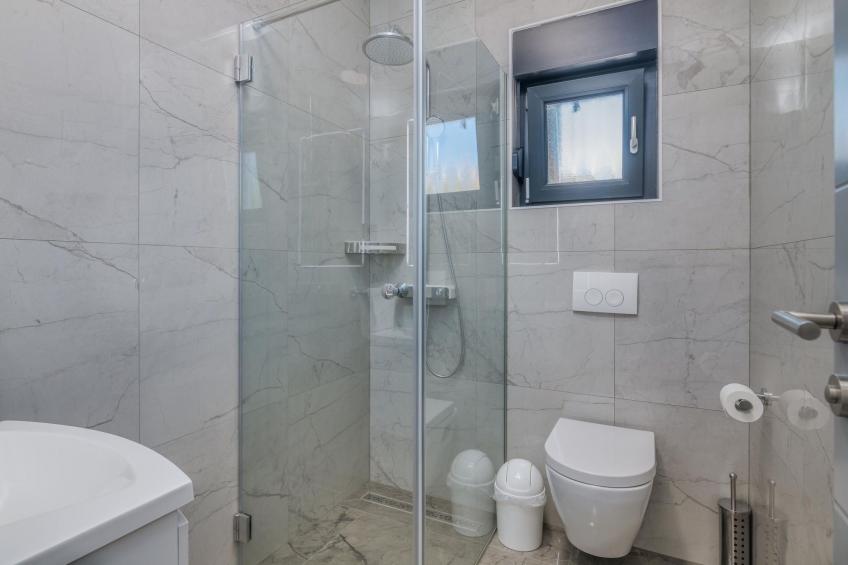 "Villa Enie" mit eigenem Pool - foto 16