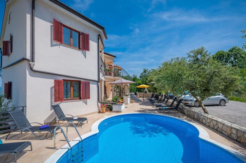 Lara 1 - Shared Pool, Sauna, Jacuzzi - foto 4