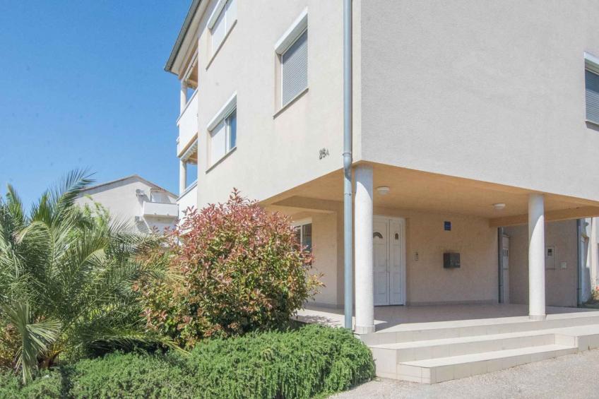 Holiday apartment with closed balcony - BF-RNGDK - foto 14