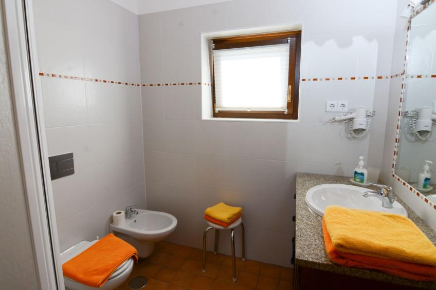 mit Sonnenterrasse und großem Garten - foto 11