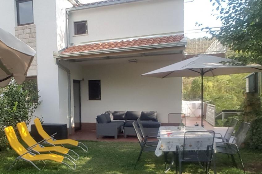 Schönes Ferienhaus in Grab mit Privatparkplatz und Bergblick - foto 12