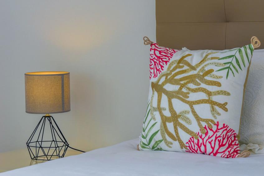 Zweitstöckiges Ferienvilla mit Terrassen, Pool, Sauna sowie herrlichem Berg- un - foto 19