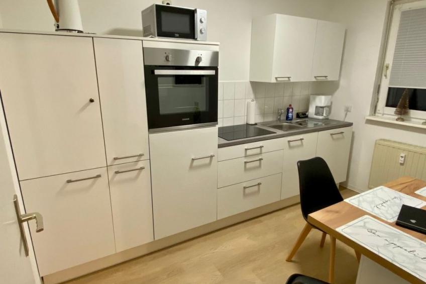 Moderne und gemütliche Ferienwohnung in Zwickau free Wifi und Netflix - foto 6