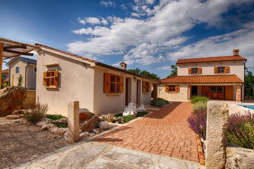 in Kras mit privatem Parkplatz - foto 9