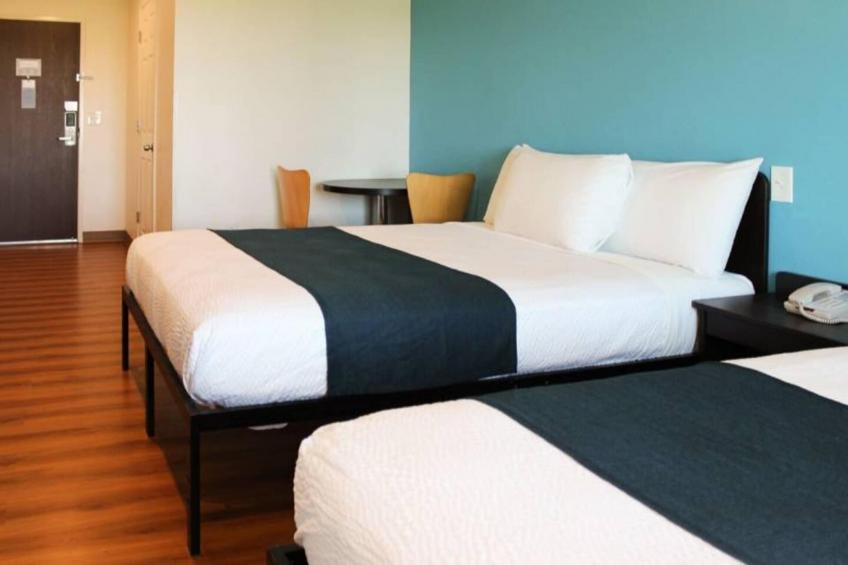 2 Queen Beds  Non-Smoking - foto 7