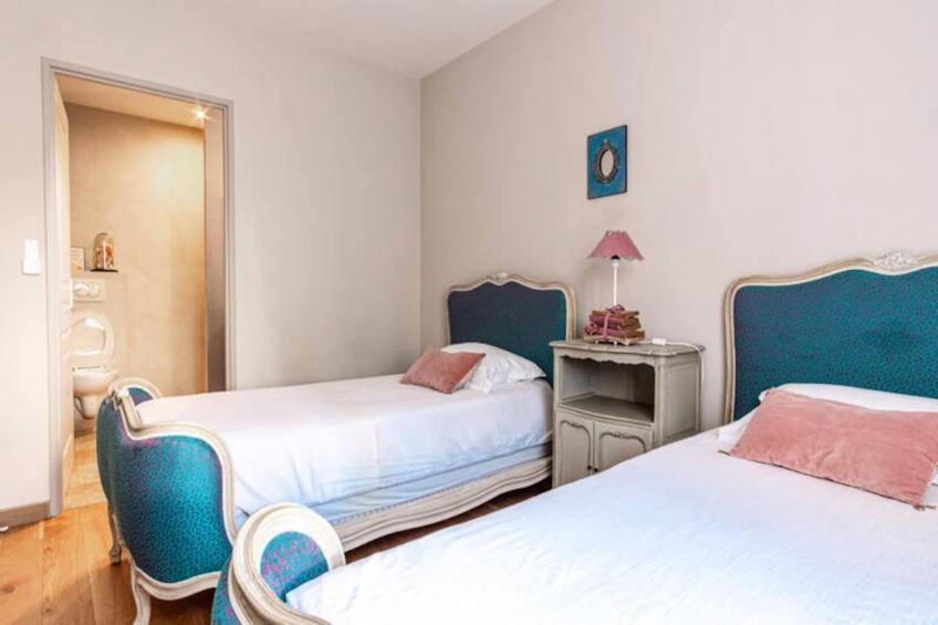 La Verdière - Maison Contemporaine De Plain Pied Avec Jardin Et Piscine Pri - foto 10