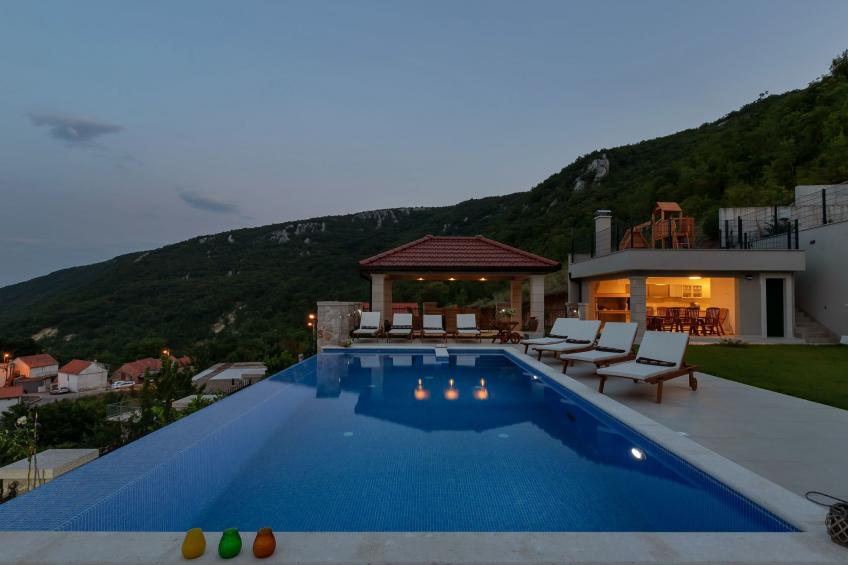 Villa mit Panorama - foto 38