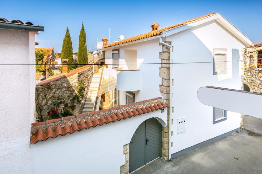 Holiday apartment with air conditioning - BF-Y64DM