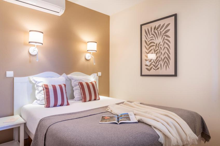 Pierre & Vacances Village Pont Royal en Provence Apartment 6 people - 1 bedroom + 1 sleeping alcove - Balcony or terrace - Air-conditioned - Renovated - foto 3