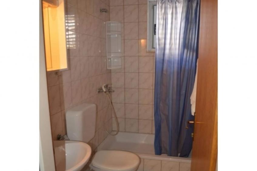 Apartments and Rooms Juradin - One Bedroom Apartment with Terrace (A1) - foto 4