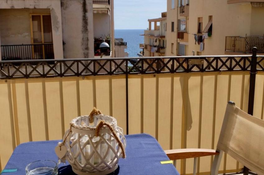 Superior Zwei-Zimmer-Wohnung