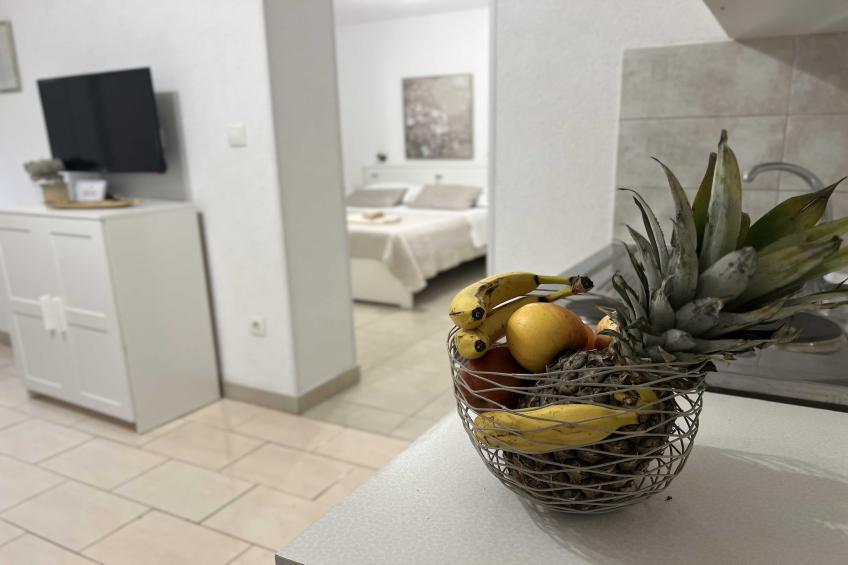 Apartmani Vela Makarska - Studio With Garden View - foto 16