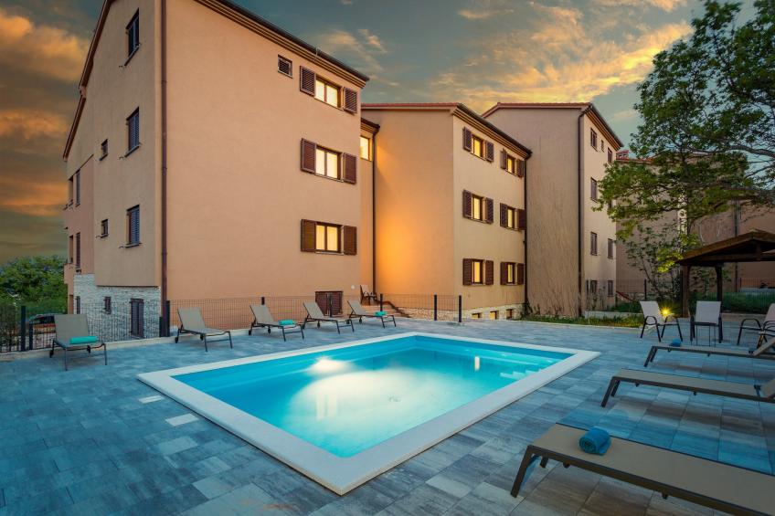 Cesare 5-Modern Apartment with Shared Pool - foto 2