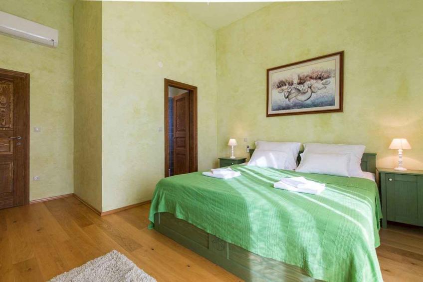Holiday house with a rustic touch and pool on Krk - BF-YRZYR - foto 14