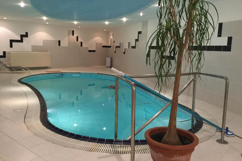 mit Privatpool für 11 Personen + 1 Kind ca. 500 m²in Pardubitz, Böhmen (Os - foto 47